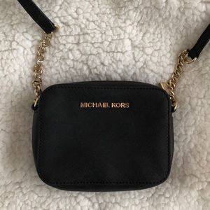 Authentic Michael Kors Cross body bag